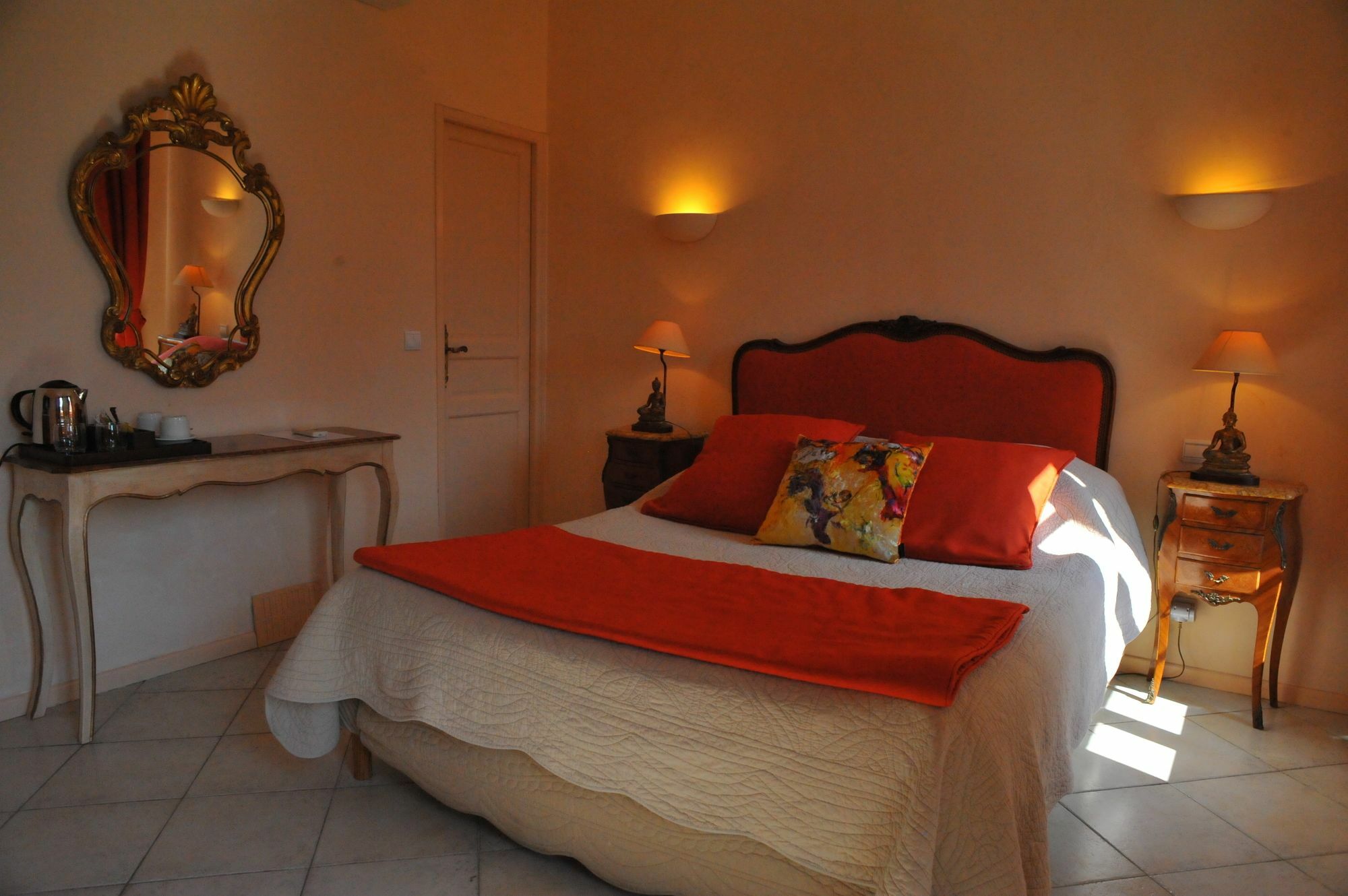 Villa Valflor Chambres D'Hotes Et Appartements Marseille Luaran gambar